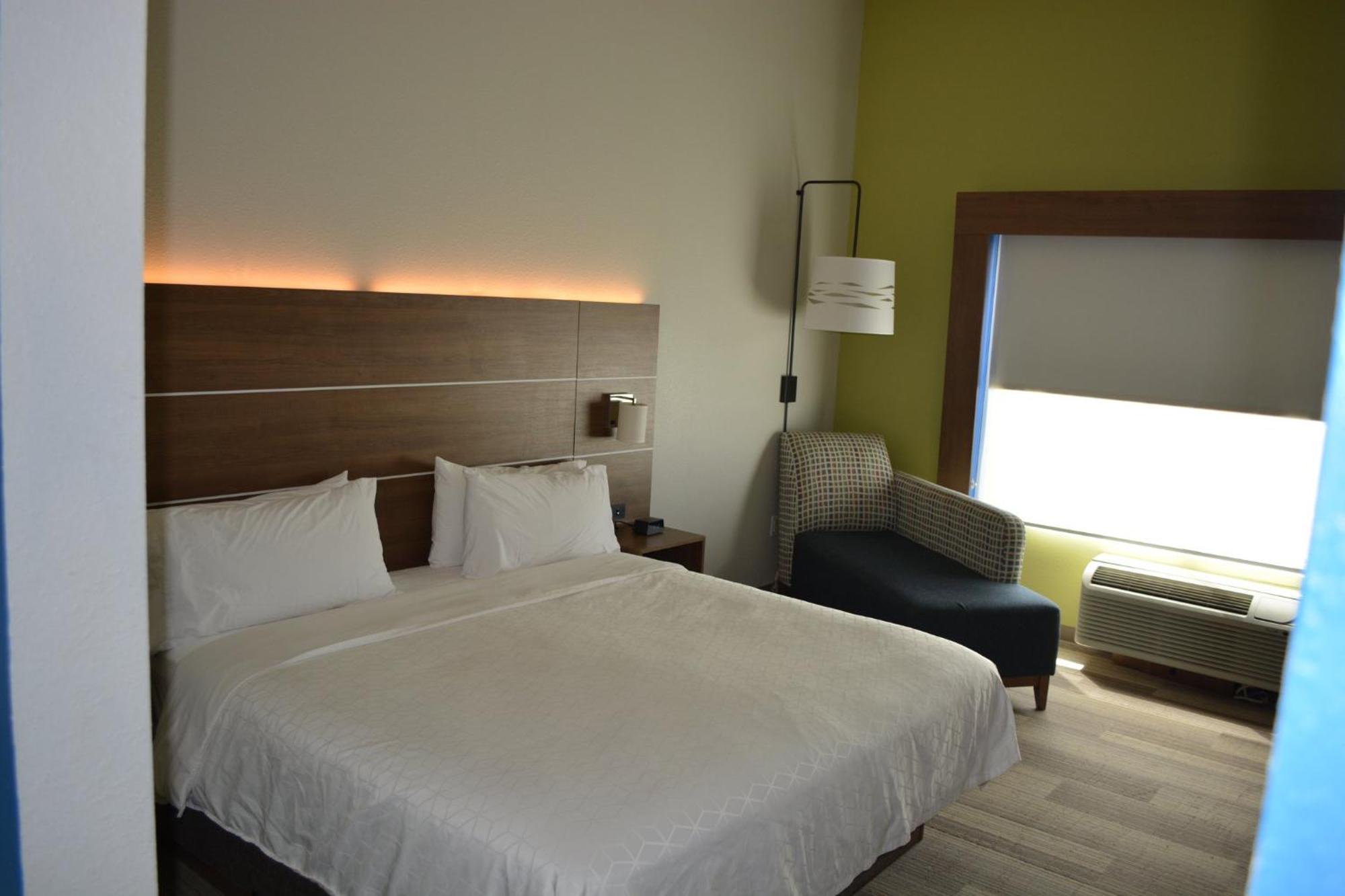 Holiday Inn Express & Suites Liberal Exteriér fotografie