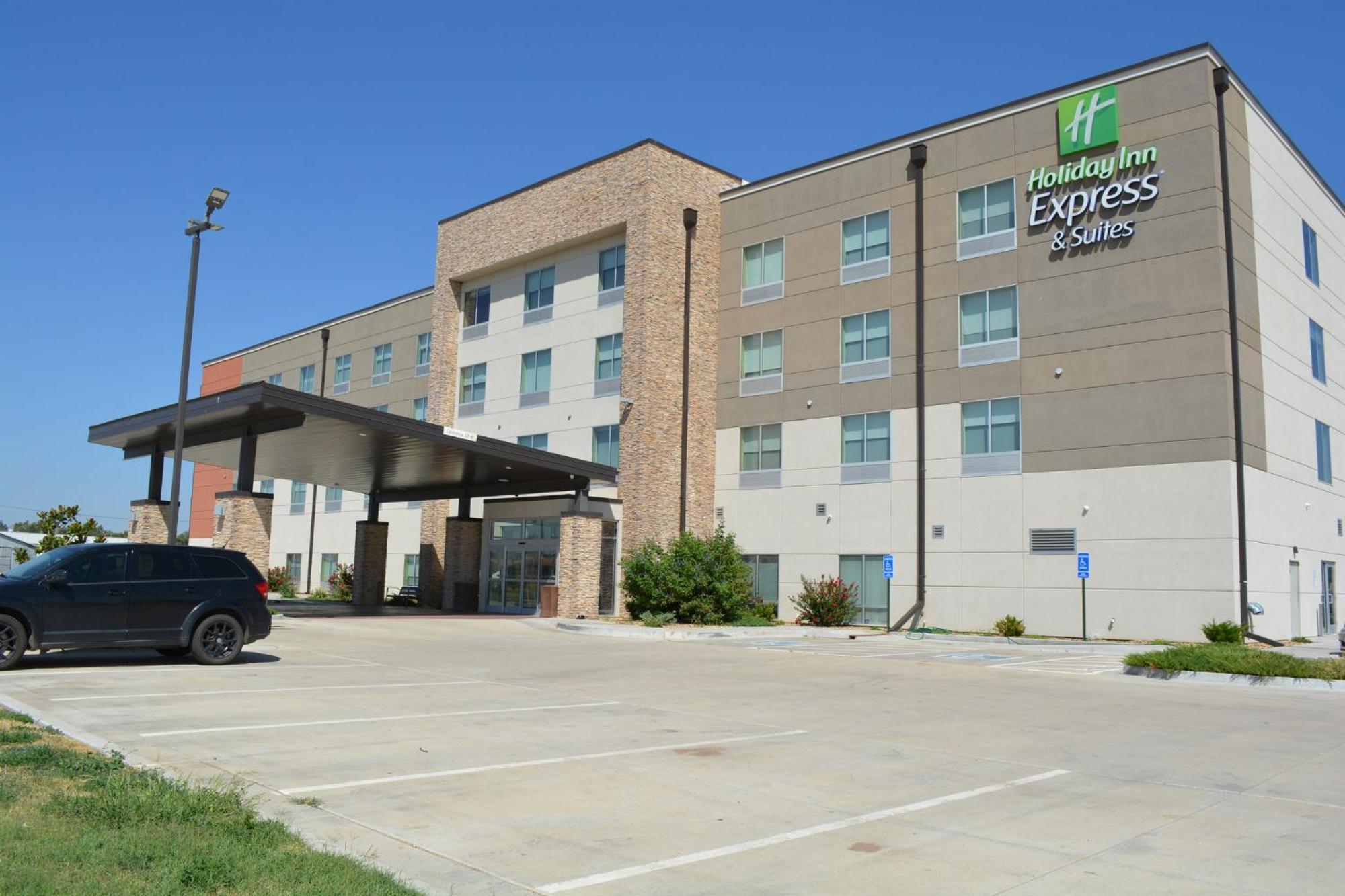 Holiday Inn Express & Suites Liberal Exteriér fotografie